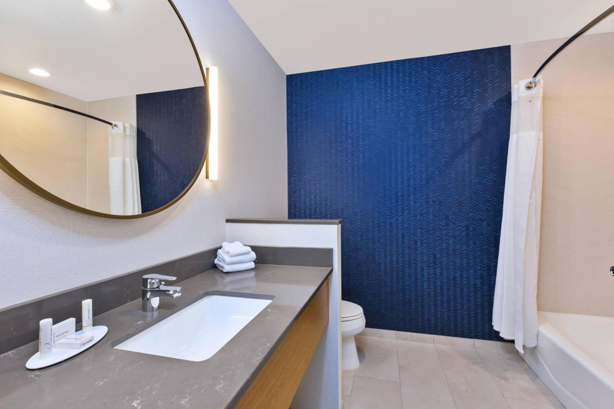 Fairfield Inn & Suites By Marriott Cincinnati Airport South/Florence Bagian luar foto