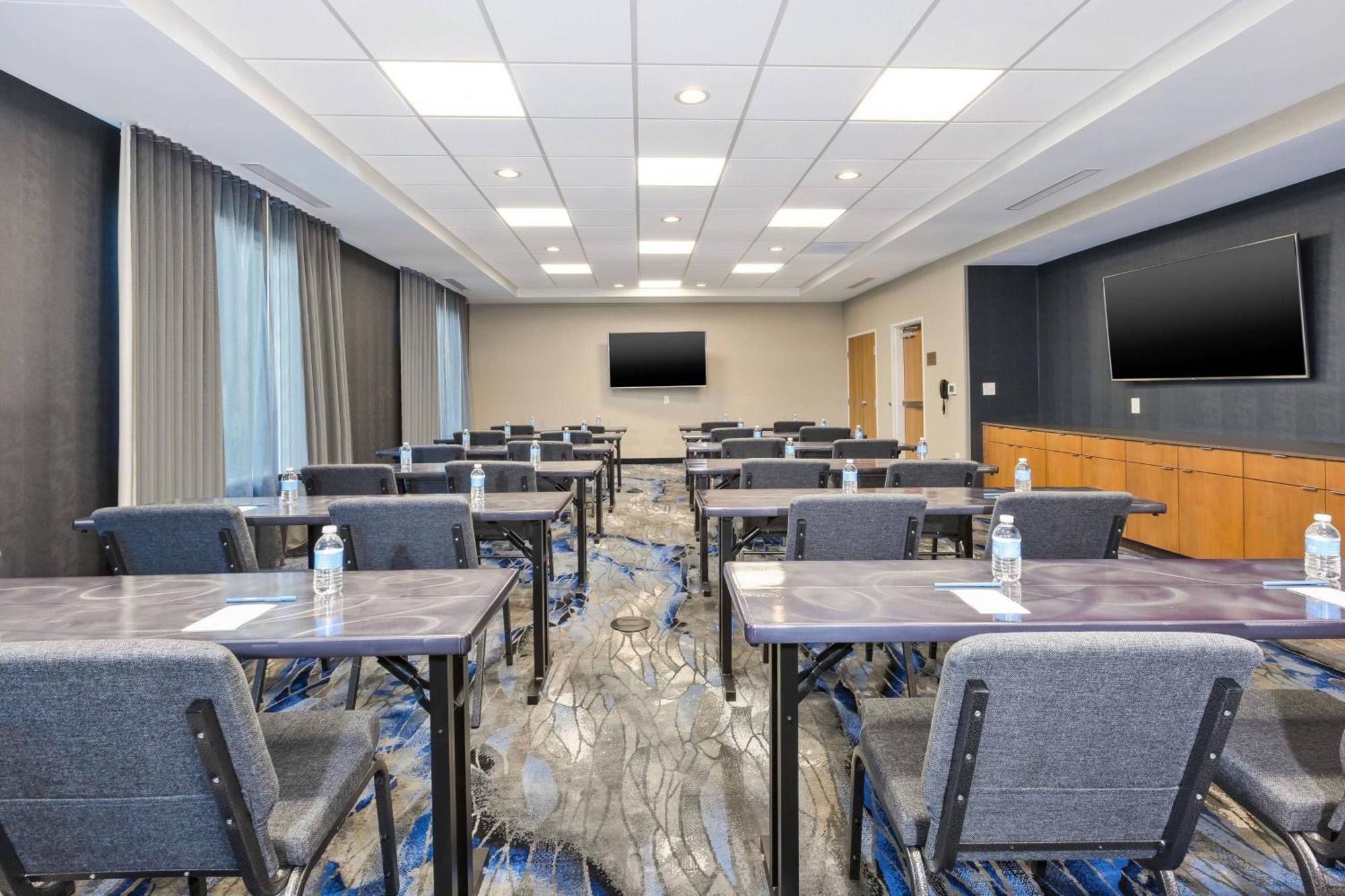 Fairfield Inn & Suites By Marriott Cincinnati Airport South/Florence Bagian luar foto